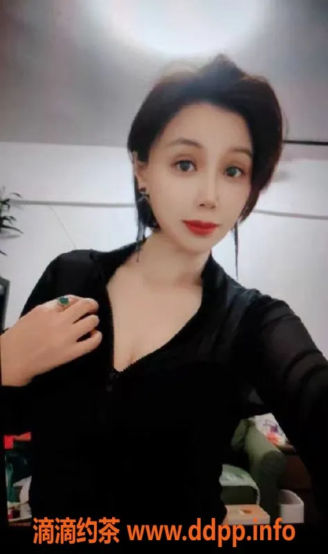 广州楼凤-海珠乐乐，30岁156cm，茶水费多种选择
