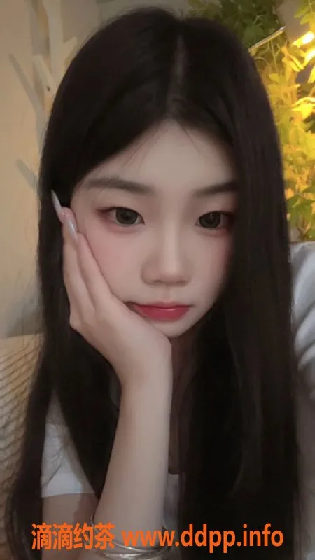 深圳楼凤-福田19岁嫩妹依一、160cm、36C等你调教！