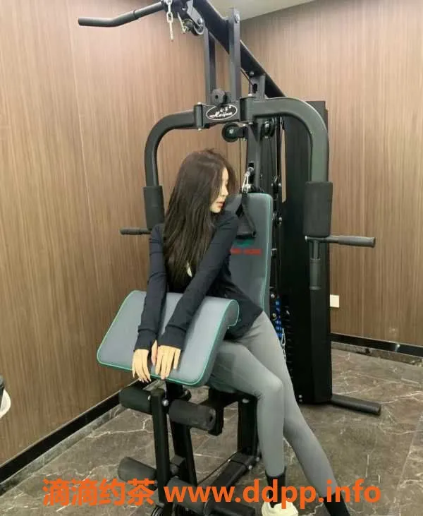 深圳楼凤-宝安沙井瑜伽妹妹，22岁，165cm，500元一次