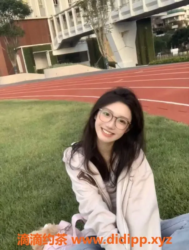 北京楼凤资源信息,朝阳嫩妹小婉，萝莉长相，1200元服务