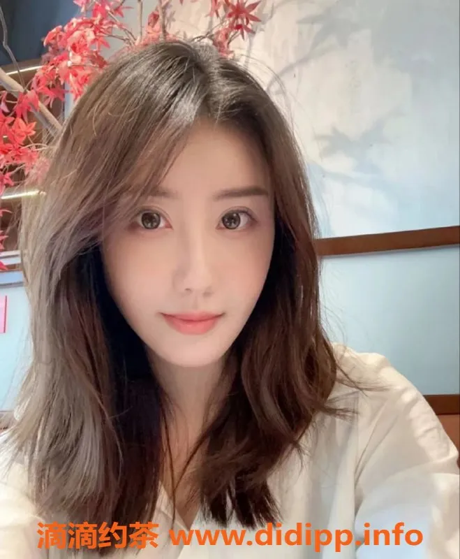 深圳楼凤资源信息,深圳小妍，23岁，164cm，茶水费500起