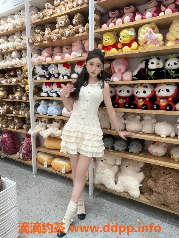 郑州楼凤-郑州金水区推压服务800元，性感舞蹈等你来体验