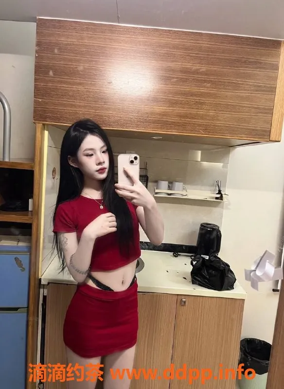 福州楼凤-超级诱惑！28岁美少妇，绝佳服务，500元起