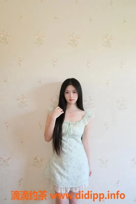 深圳楼凤资源信息,深圳宝安粉粉，22岁160cm，400起，服务优质