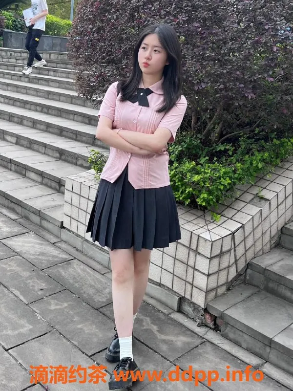 深圳楼凤-深圳宝安粉粉，22岁160cm，400起，服务优质