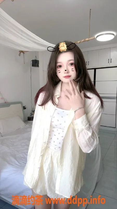 东莞楼凤-常平小蕊蕊，800P定制服务，性价比高