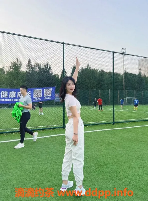 重庆楼凤-可可 甜美笑容 价格合理，服务周到