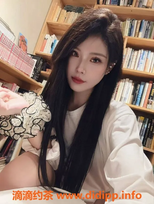 北京楼凤-三里屯萌小甜 176cm 55kg B罩杯 1K茶费