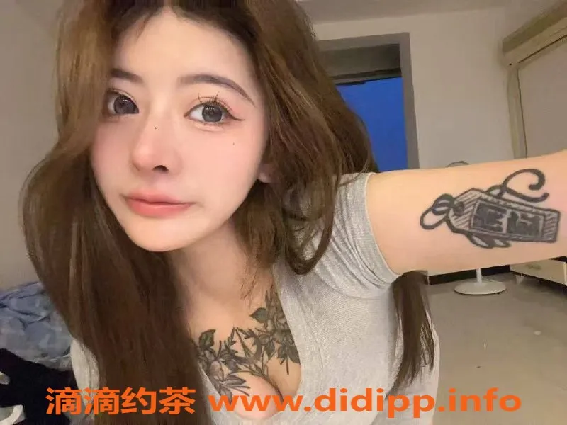 郑州楼凤-郑州金水区悠悠，21岁超模身高165，38D热情服务