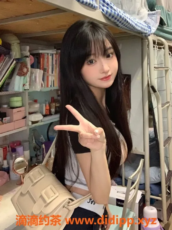 厦门楼凤-湖里区柠檬，163cm 98斤 36D，7💰私密调情服务