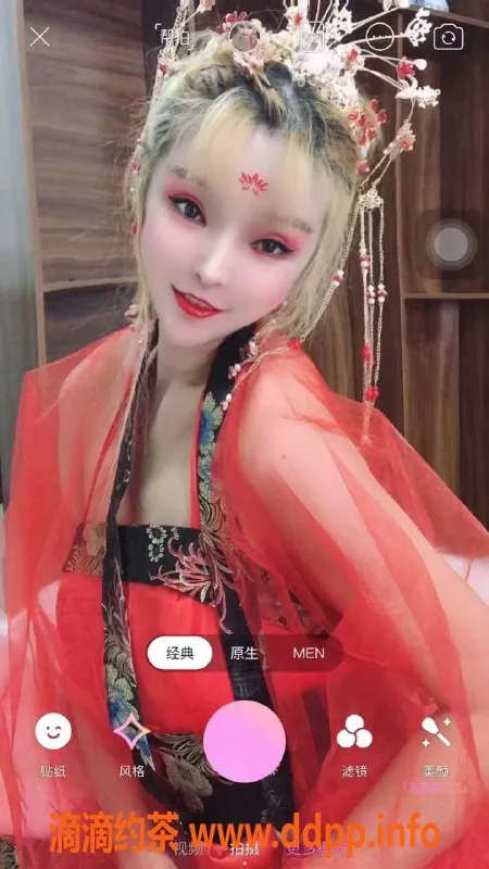 广州楼凤-海珠蜜琪24岁、170cm大波后花园体验