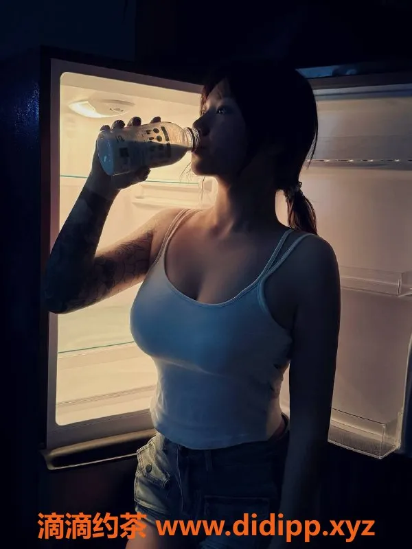 杭州楼凤资源信息,拱墅区洛洛，800元享优质服务