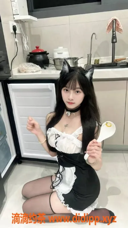 杭州楼凤-杭州白兔温柔热情女友，164cm C罩杯