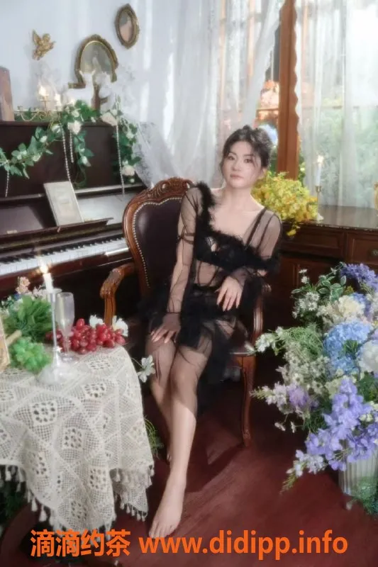 广州楼凤-南海水床骚女兰兰，28岁166cm，450元起