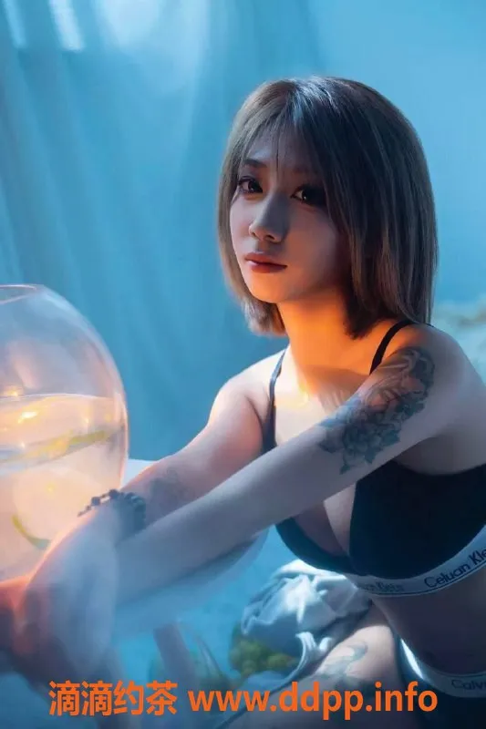 成都楼凤-武侯区小不点嫩妹，身材爆赞，课时费仅7/11