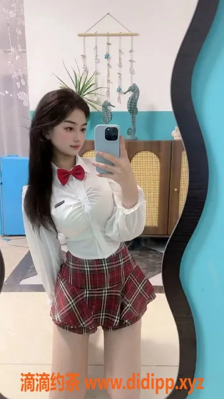 成都楼凤-成华区18岁莜莜，168cm大奶性感妹子，强烈推荐！