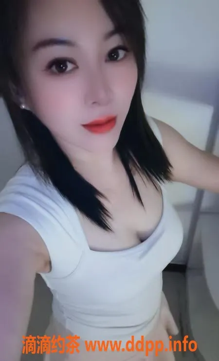 郑州楼凤-郑州管城区熟女老板娘，400元深喉调情服务