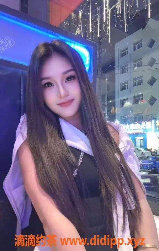 北京楼凤资源信息,四川小阿妹，白嫩皮肤，24岁茶费6张