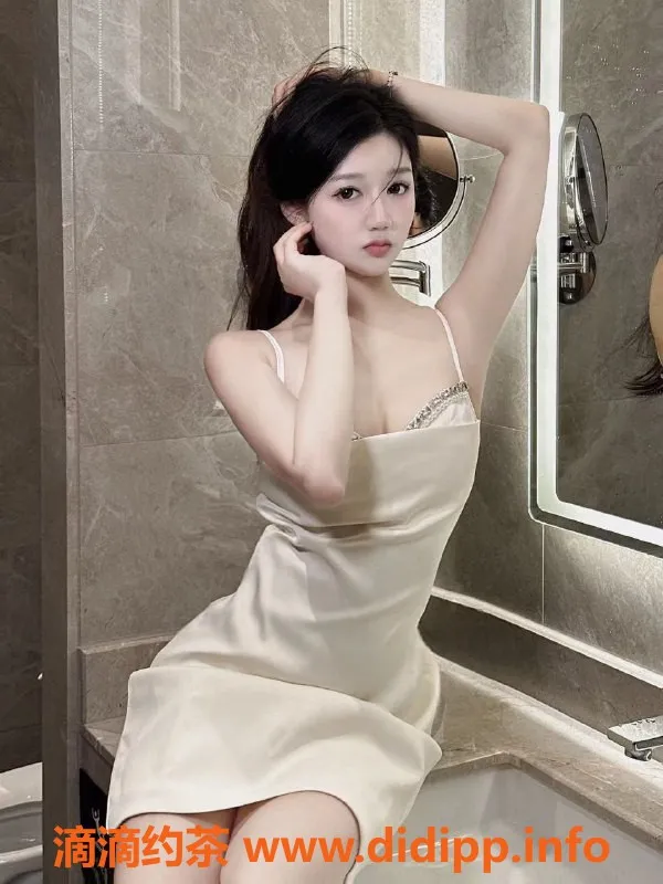 上海楼凤-徐汇兔兔酱，身高165，价格1300p起