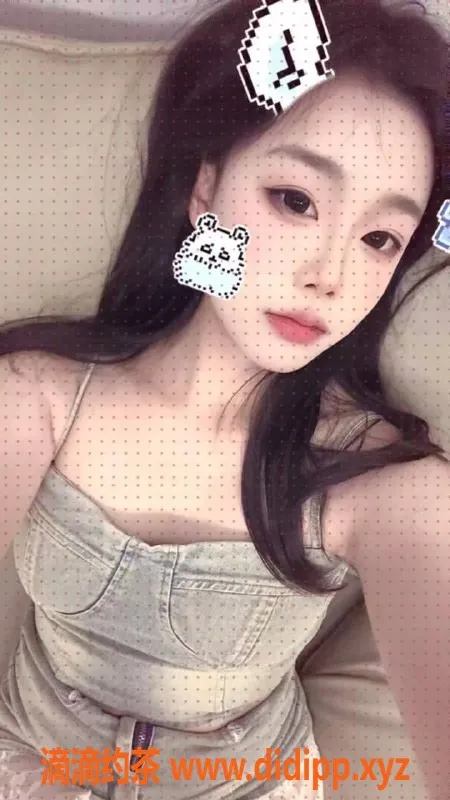 成都楼凤-天府一街小芳，18岁微胖嫩妹，6P有惊喜！