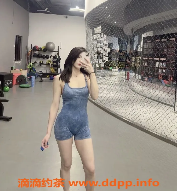 广州楼凤-番禺美少妇阿丽，28岁168cm，超一流服务