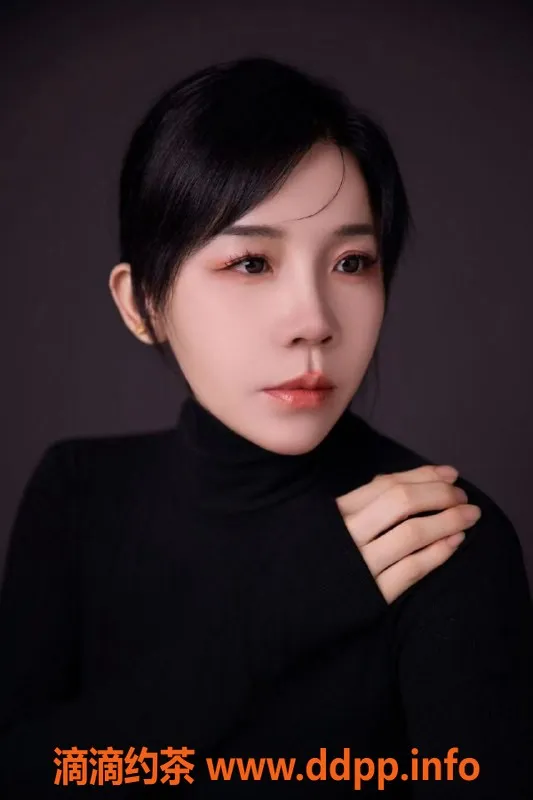 广州楼凤-海珠萱萱 26岁温柔少妇身高160cm