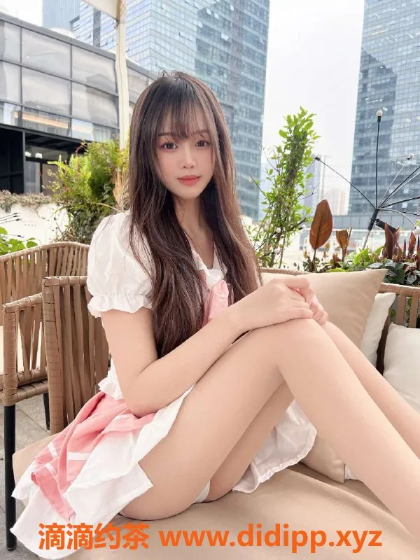 重庆楼凤-江北萝莉小雨，166cm C罩杯，17岁全套服务