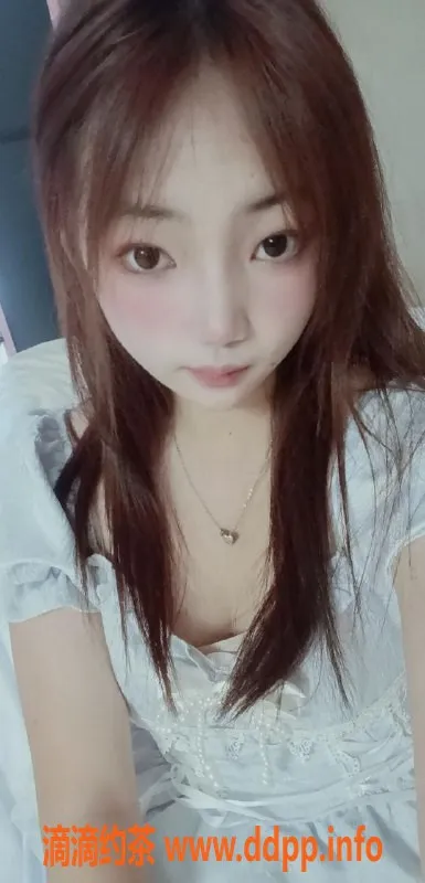 成都楼凤-成华区晨曦，18岁嫩妹，性价比拉满