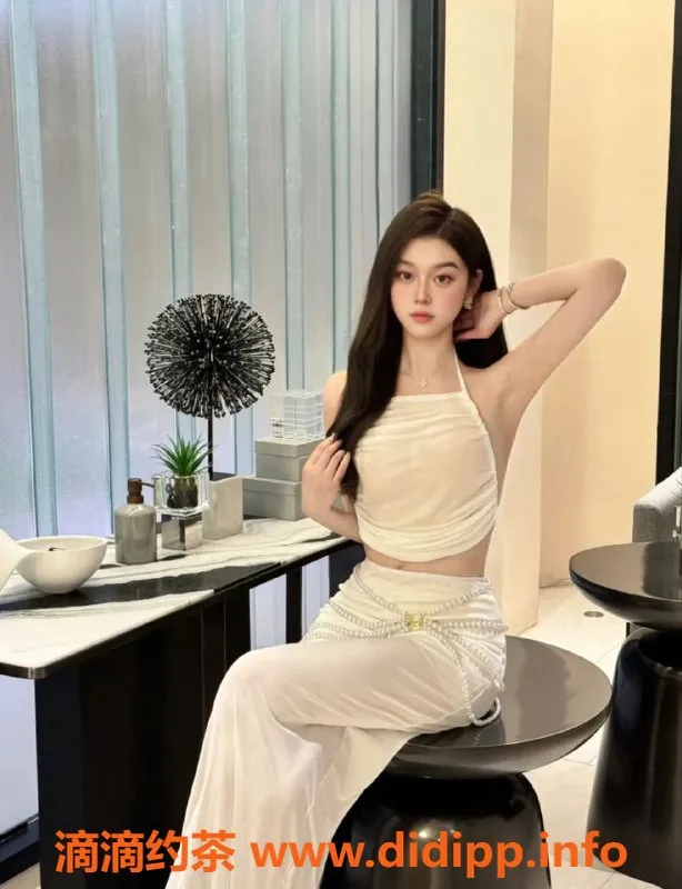 杭州上门服务-杭州小茜茜，163cm，C杯，甜美清纯陪浴服务