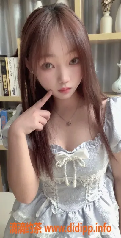 成都楼凤资源信息,成华区18岁嫩妹晨曦，服务态度超赞