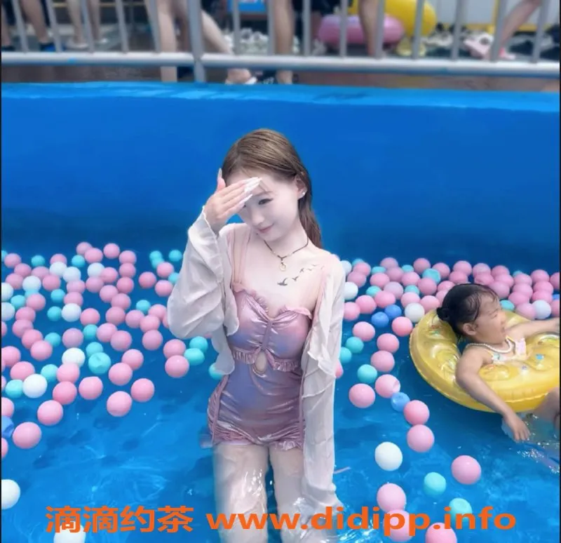 郑州楼凤-郑州桃❤️ 165cm 42.5kg 36D 亲密服务等你体验