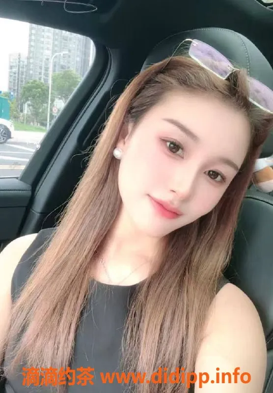 宁波楼凤-鄞州区25岁女导游欧阳丹丹，165cm 46kg 34C