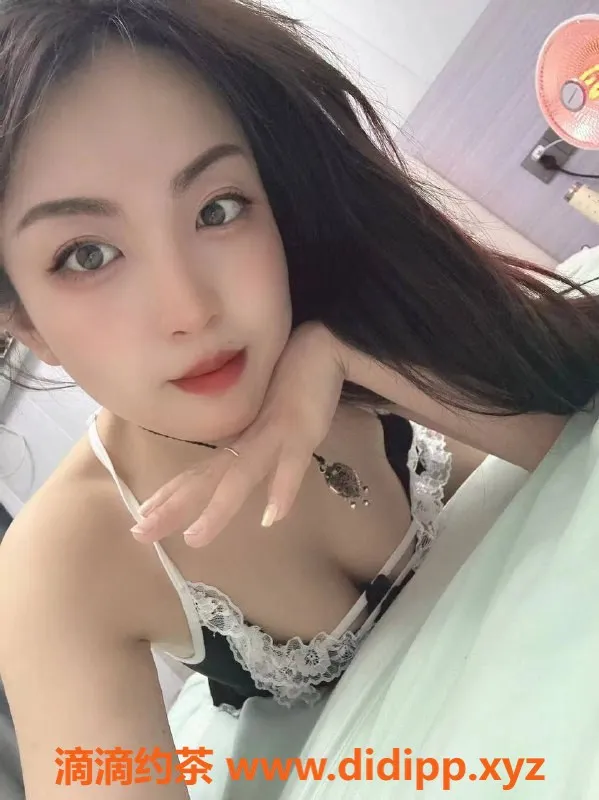 宁波楼凤-镇海区甜柚，24岁，600p起，热情调情服务