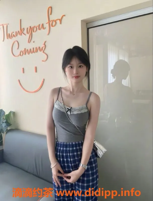 广州楼凤资源信息,番禺静静提供精彩全套服务，身材完美