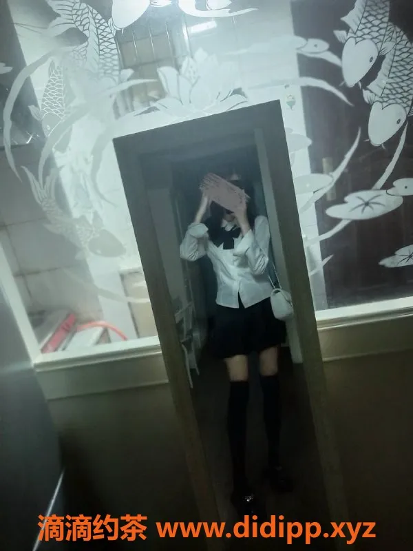 成都楼凤-成华区17岁嫩妹若曦，身高163，性价比高