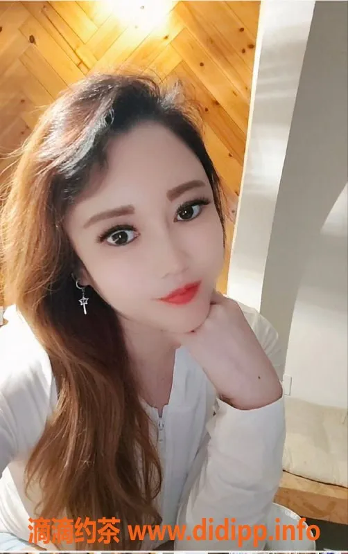 广州楼凤-金沙州媚儿，500p视频验证，欢迎约课！