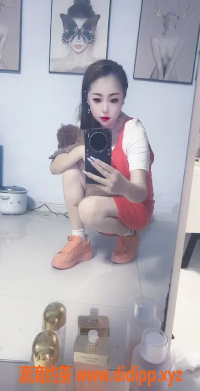 沈阳楼凤-沈河小欠，甜美女生，私密服务等你体验