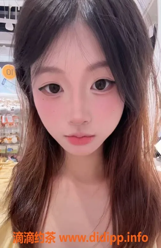 广州楼凤资源信息,南海桂城小薇薇，600元激情服务等你来享！