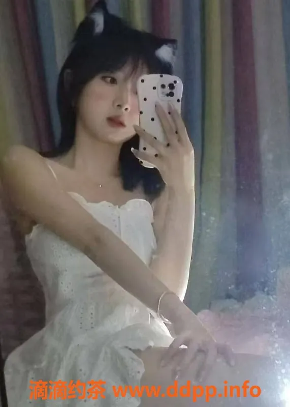 北京楼凤-朝阳萌妹学妹，19岁可爱开朗，茶费只需6张