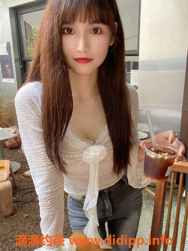 北京楼凤-朝阳望京╭☀️ 99年36C热情小美女，162cm/46kg