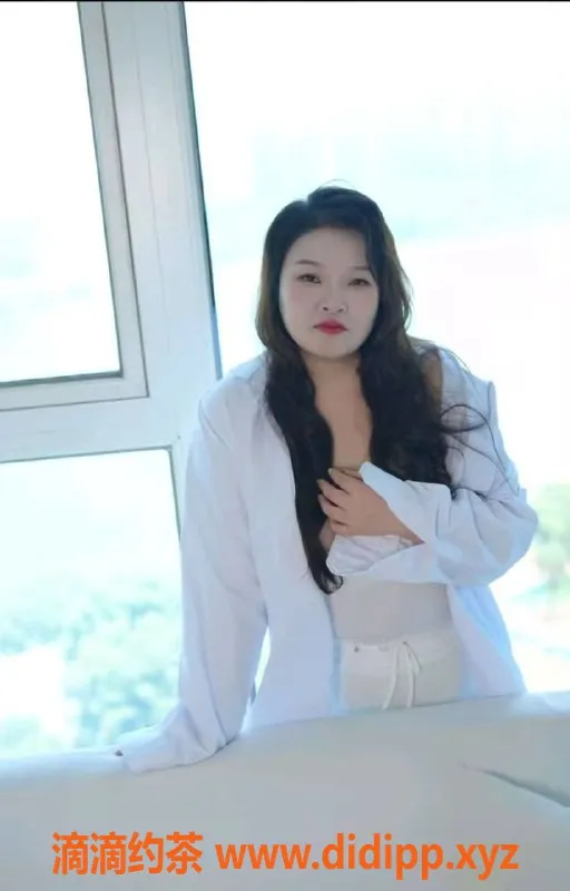 北京楼凤-丰台丽泽景园欣欣，身高165体重45，茶费5