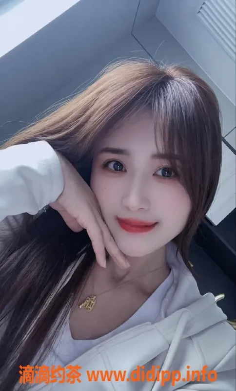 深圳楼凤-宝安小猪猪，23岁，身高162，茶水费500起！