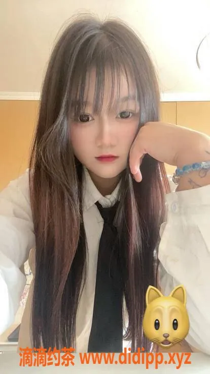 成都楼凤资源信息,武侯区佳佳，身材玲珑，价格实惠，颜值高