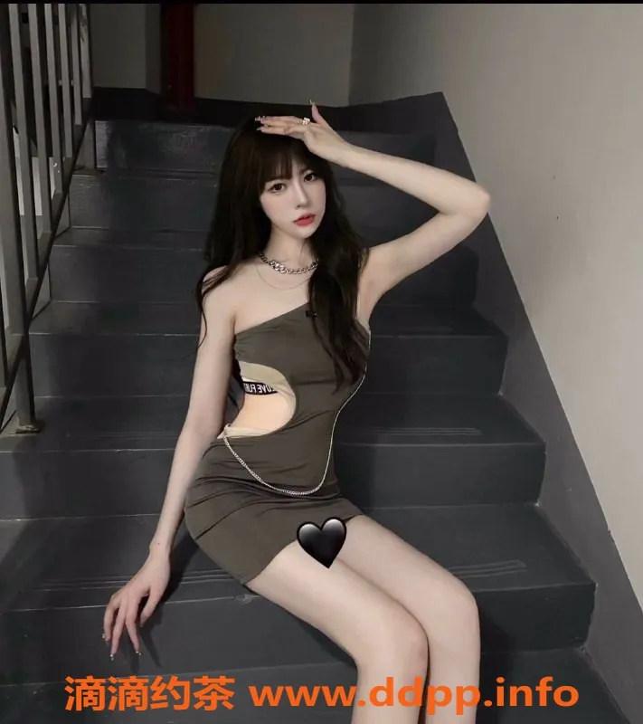 上海楼凤-上海大学校花白小纯，165cm真实C，1698元一次