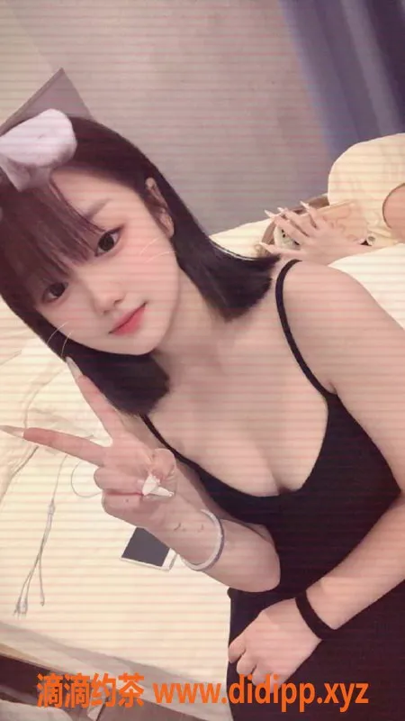 成都楼凤-成华区馨馨，8.8分服务嫩妹，车费仅6/10