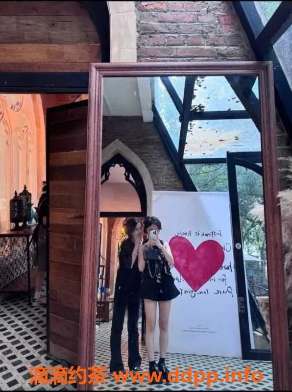 广州楼凤-海珠希美20岁，167cm、45kg完美身材