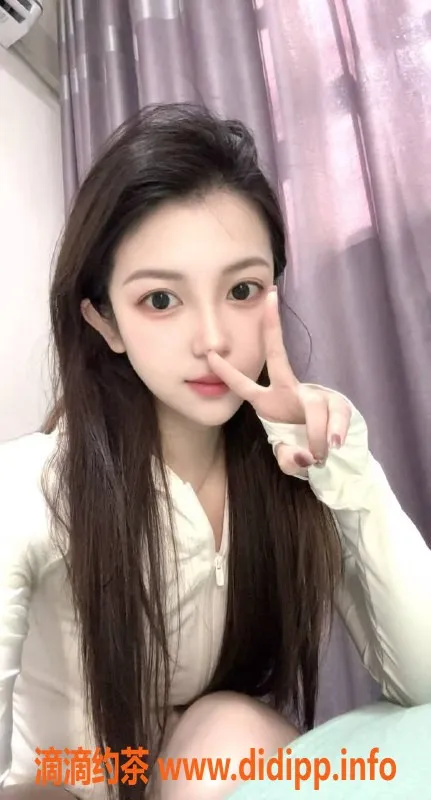 宁波spa会所-鄞州区24岁刘晨晨，身高163cm，45kg服务诱惑