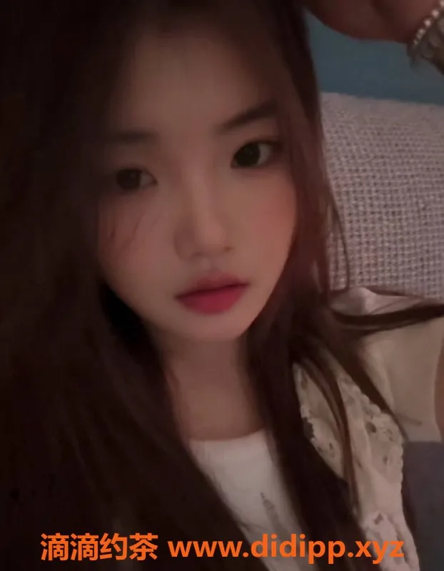 成都楼凤资源信息,成华区小妖嫩妹，胸B高颜值，服务超赞