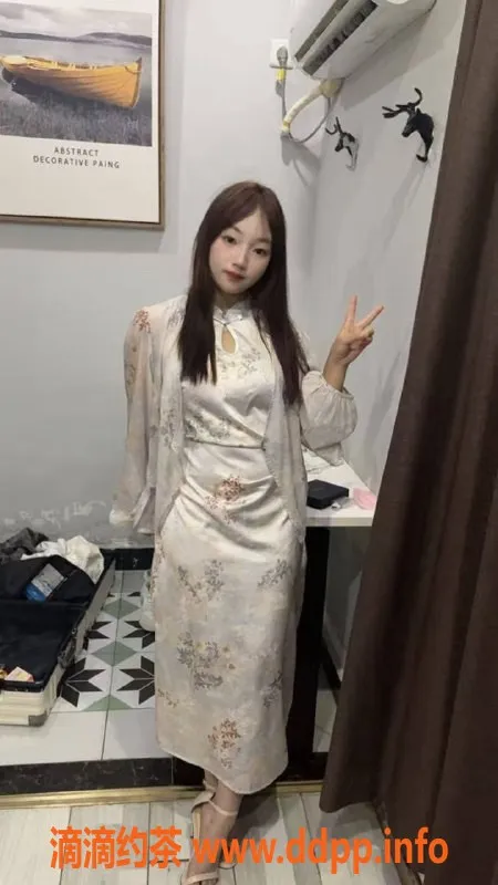 成都楼凤-成华区18岁纯情妹子，身高160体重94斤，女友感拉满