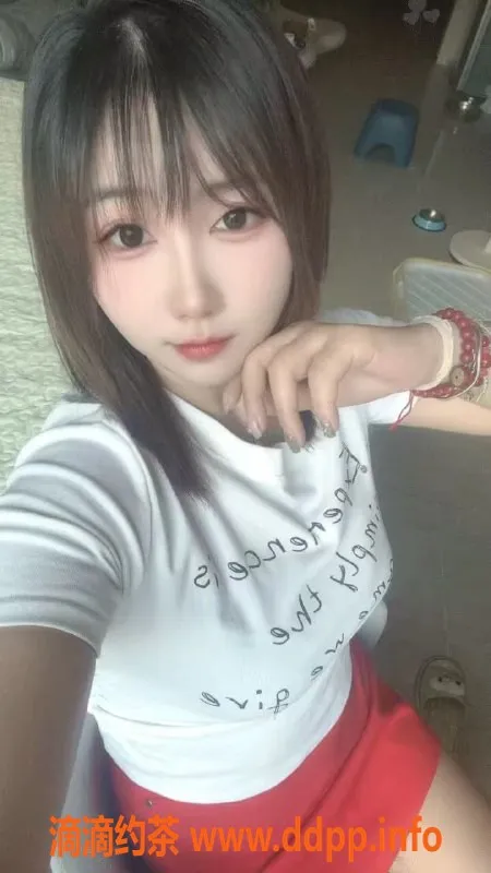 成都楼凤-武侯区果冻少妇，4P服务，课时费4/7